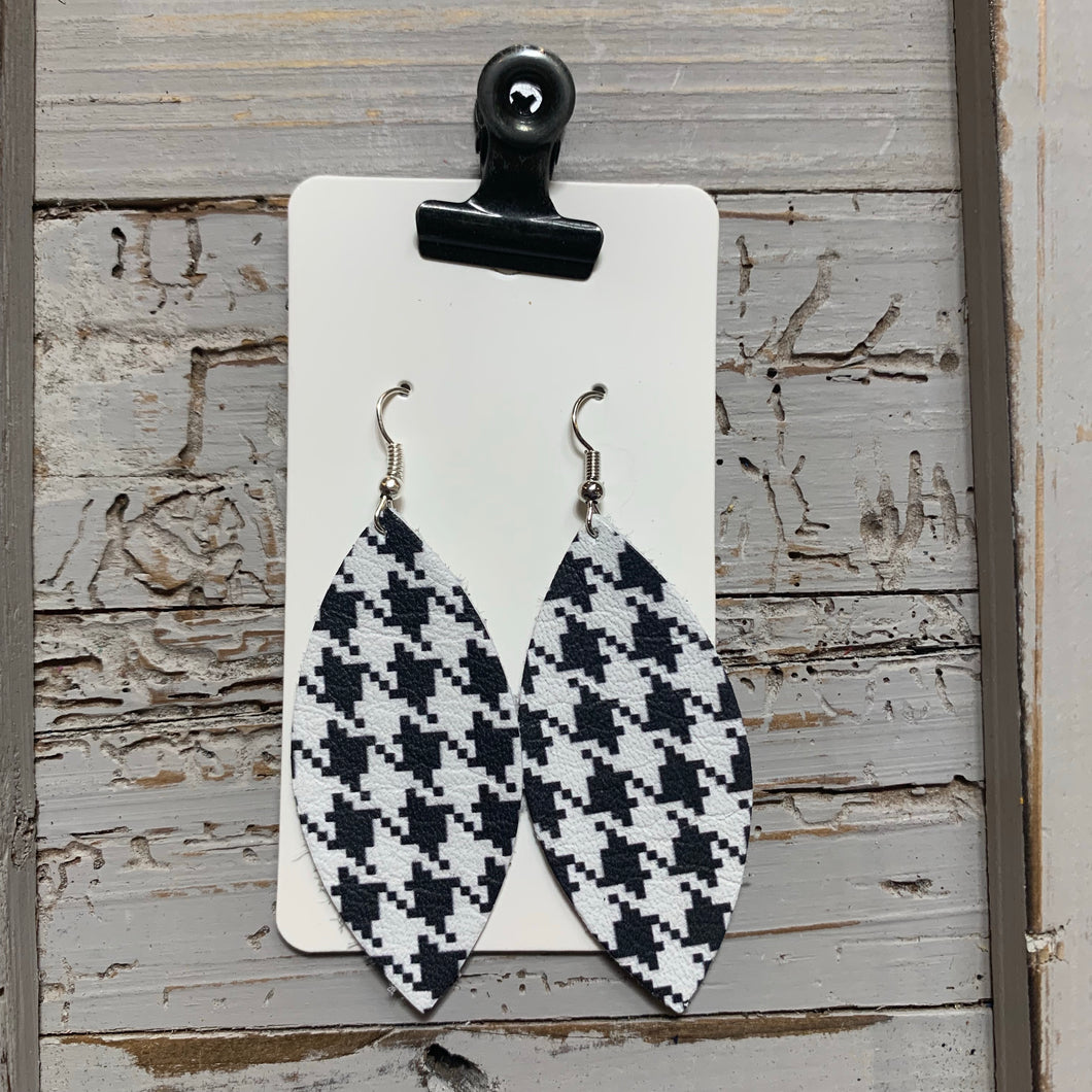 Houndstooth Leaf Leather Earrings