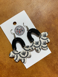 Black and White Fancy Scallop Leather Earrings